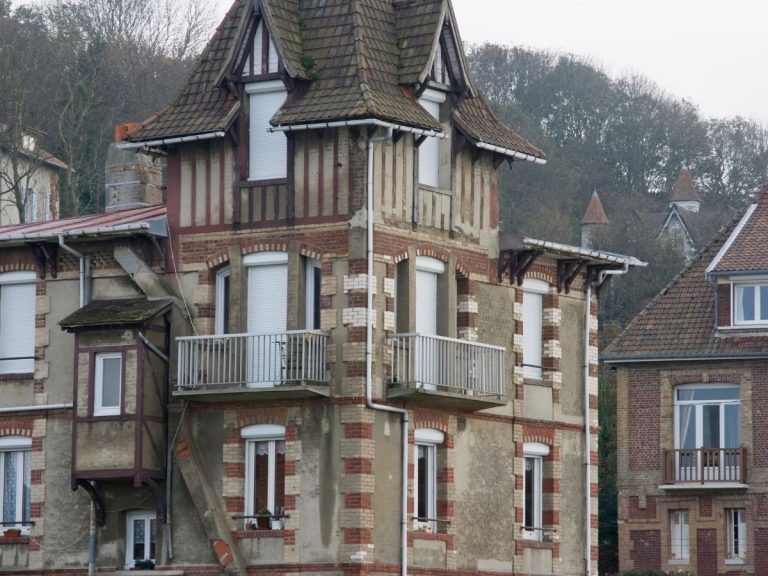 Paras The Manor – A Private Estate for Visionaries in Gwal Pahari